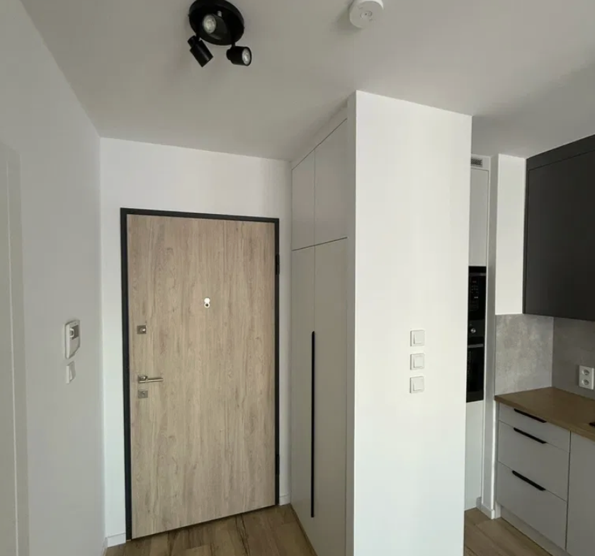 Mieszkanie blisko morza, Rożankowskiego 7